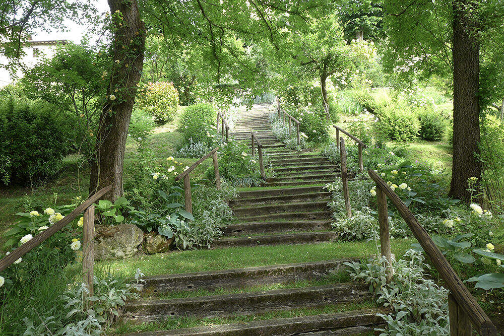 Sposi che arrivano alla location matrimonio Rocca d'Ajello